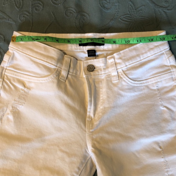 Banana Republic Cropped Jeans. - Picture 13 of 13